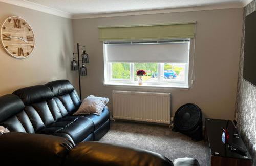 5 minutes to Glasgow airport - Foto 1