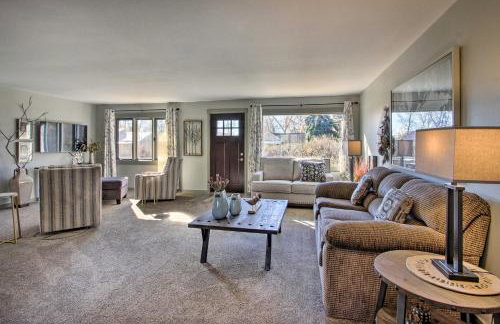 Cozy Choteau Home with Fire Pit, Grill, Yard! - Foto 1