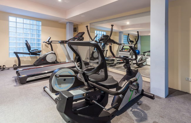 Tara Court Hotel - Photo 59