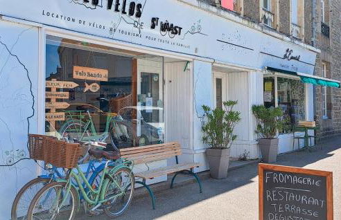 Cozy Home In Quettehou With Wifi - Foto 33