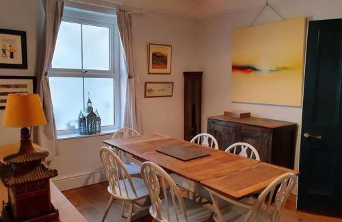 Peacock cottage- Two bedroom country cottage. - Photo 8