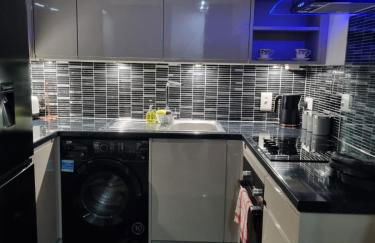 Stylish London Apartment & Free Parking - Foto 19