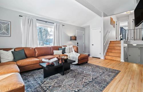 Hot Tub, Game Room, 4 Bedrooms, Gorgeous Remodel - Foto 6