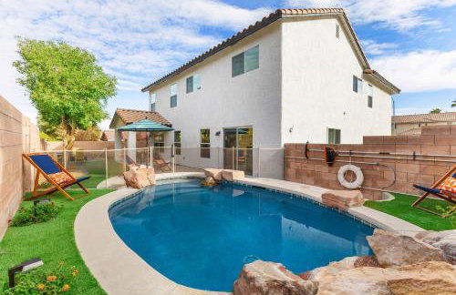 6BDRM Amazing Game RoomHeated Pool3KING4QUEEN - Photo 4