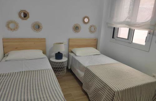 Apartamento reformado en Urb. Jardines de Zahara - Photo 16