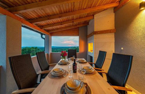 MY DALMATIA - Villa Pezer with heated swimming pool, sauna and Jacuzzi - Foto 21