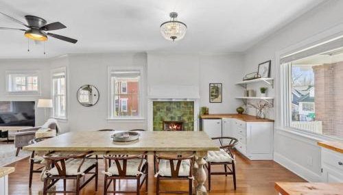 Deluxe 6 Bedroom 3 Min to Downtown w 2-car Driveway - Foto 3