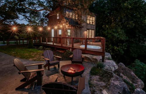 Luxurious Cabin with Jacuzzi and Breathtaking Views in Georgia - Foto 1