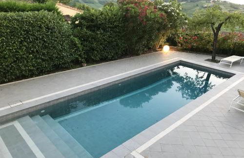 Spacious villa with private pool in Ca' dei Rovati - Foto 2