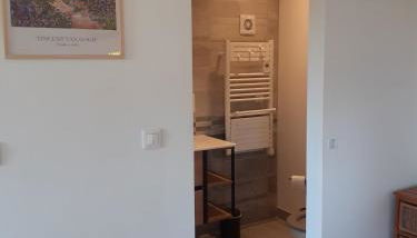 Gîte Les 2 Ponts, studio superbe vue sur la Dordogne - Foto 5