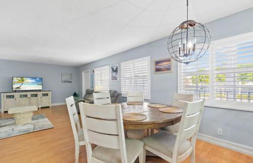 Beachside Las Olas Getaway Oasis with Pool - Foto 11