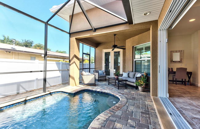 Amalfi Vacation Rental: Stylish 3-BR Retreat Steps from Vanderbilt Beach. Relax by the Private Pool and Enjoy Modern Amenities. Ideal for Families with Easy Access to Mercato and Local Attractions - Foto 24