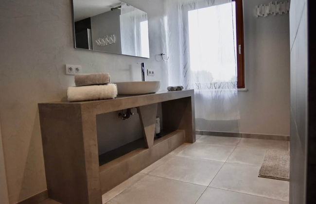 Tranquil Holiday Home in Manhay with Hot Tub near Ski Area - Photo 16