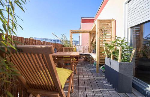 Home of spa - Photo 5