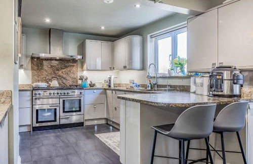 Gorgeous Bosham Family Home w Garden - Pass the Keys - Foto 14