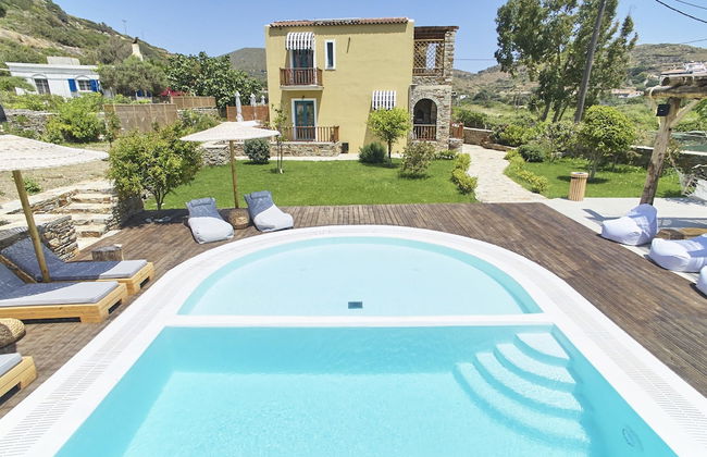 Anemoessa Luxury Villas - Photo 1