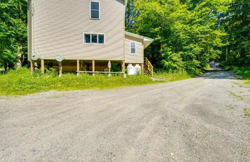 Wilmington Retreat Near Trails, Skiing and Festivals - Photo 35