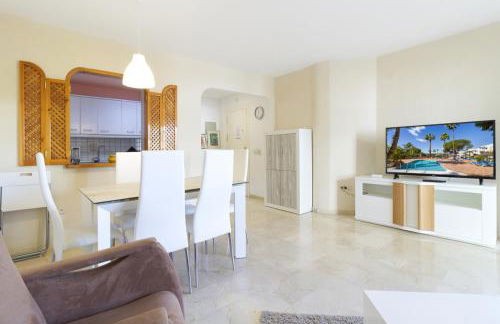 Matchroom Country Club Resort - Photo 19