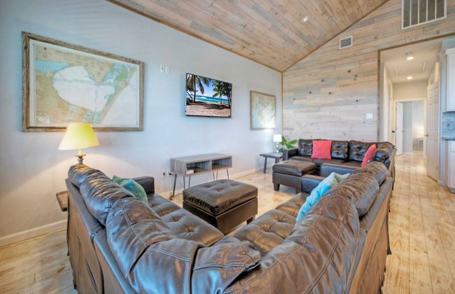 6bdr Bay Haven w/ Shared Waterfront Pool + Boat Dock Keeper Trout by Avantstay - Foto 7