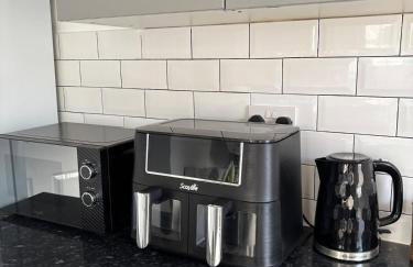 3 Double Beds Links to M6 & M5 - Foto 17