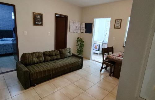 Apto jeito de casa entre mar e montanha AR - Foto 13