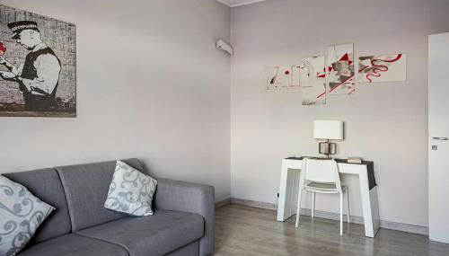 Bright Apartment with Canal Balcony - Foto 2