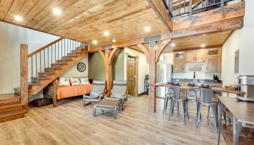 Riverside Galena Loft Eagle Watching and Water View - Photo 2