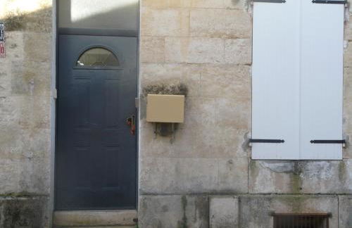 Beau Studio 2 en Centre Ville de Niort au calme proche Gare - Foto 17