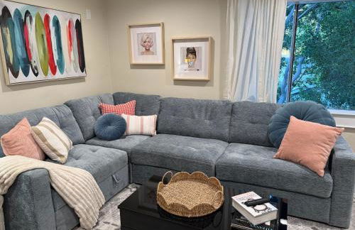 Private getaway in Studio City Hills universal - Photo 4