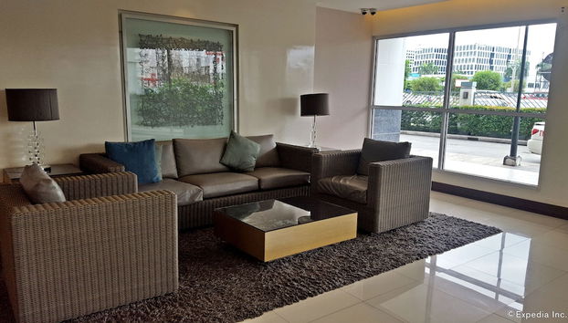 Coin salon dans le hall