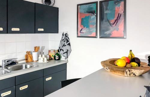 Studio near Altstadt /w Workspace, Feng-Shui & Art - Foto 7