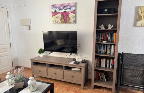 En perle med plass til voksne og familien, solfylt terrasse 5 min fra stranden - Foto 6