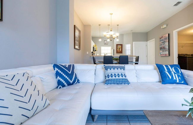 3BR Townhome Steps From Theme Parks Sleeps 6 - Foto 4