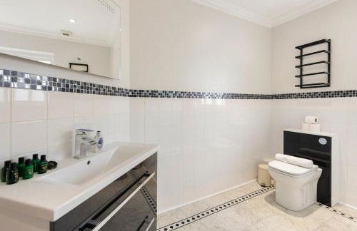 Relaxing Coastal Getaway Perfect for Families - Foto 67