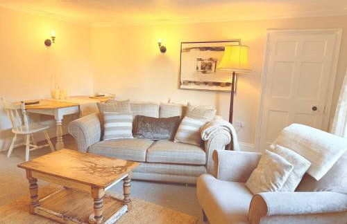 Beehive Cottage - Photo 18