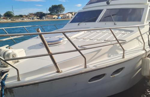 Nuit insolite bateau à quai - Port Saint Louis du Rhône - Foto 25