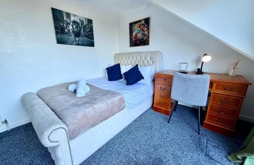 Indoor Heated Pool - Large Family Home - Sleeps 12 - Near Bournemouth Beach - Photo 26