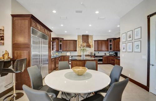 8-BR with Pool & Mini-golf & Soccer - Foto 47