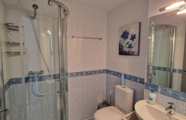 Sunny Holidays - Photo 11