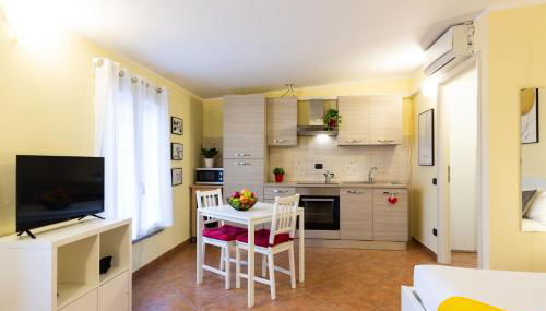 Gorla Skyline - Top Floor Apartment - Foto 1, pet friendly, minibar