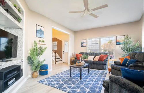 Tropical Oasis with Tiki Bar, Firepit, Seasonal Pool - Foto 42