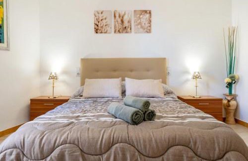 Apartamentos El Compromiso - Foto 18