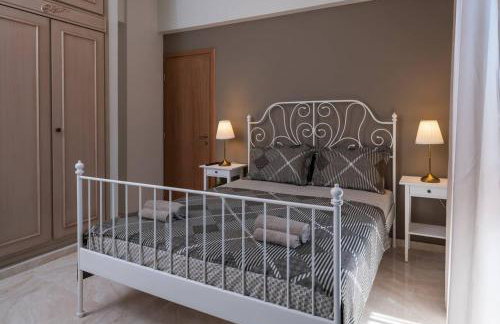 Princess Anna Maria - Photo 21