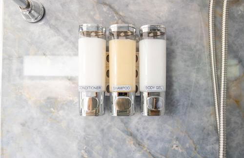 Dora's Haven Getaway-Cozy 1Bedroom with Boat or Camper Parking- Free - Foto 46