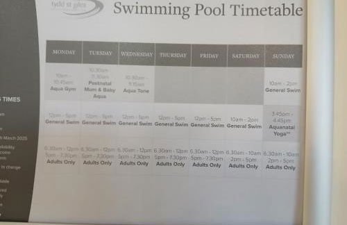 LUXURY LODGE WITHIN A GOLF & LEISURE CLUb - Foto 15