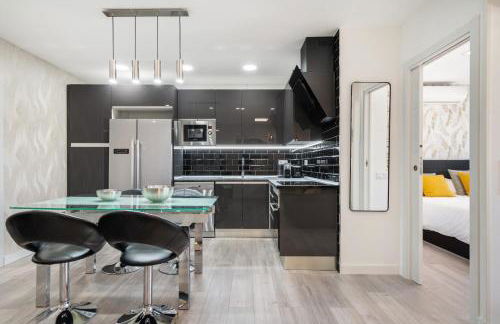 Plaza España Apartment - Photo 9