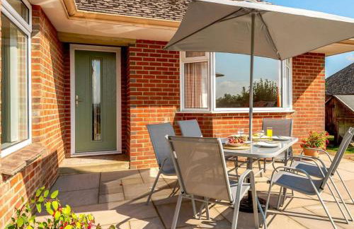 2 Bed in Poole oc-85399 - Photo 3