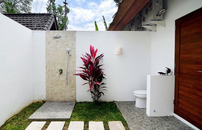 Villa Candi Kecil Tujuh by Villa Finder - Foto 35