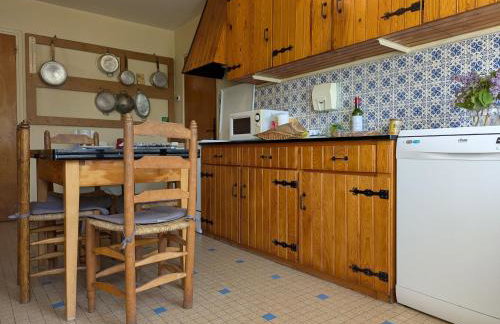 Maison calme avec grand terrain, proche commodités et sites médiévaux - FR-1-582-133 - Foto 7