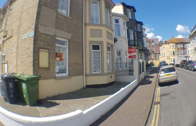 2 Berth, First Floor Flat, Glen Villa 4 - Foto 10